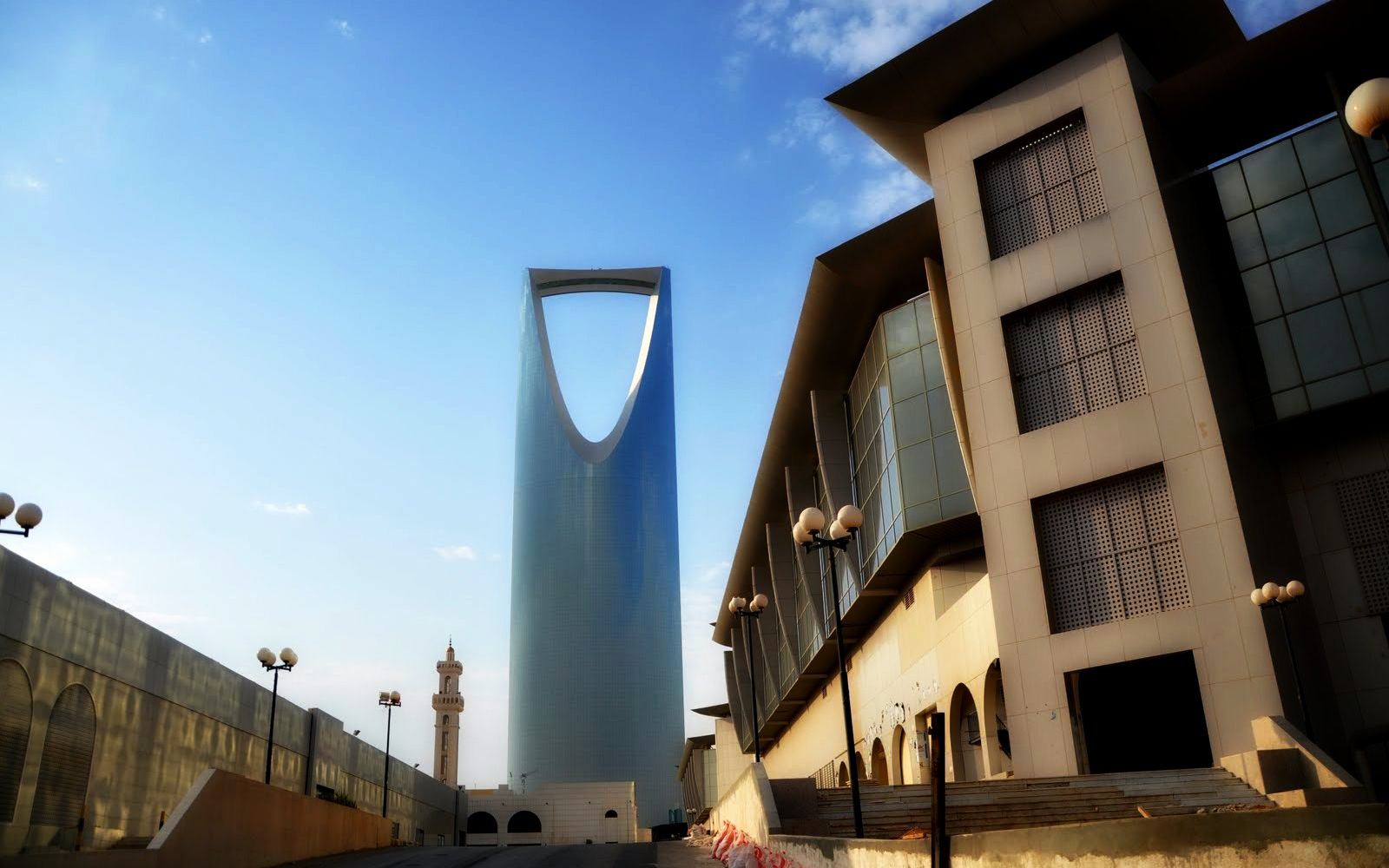 eSIM and mobile data in Saudi Arabia